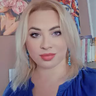 Марина  Олегівна Треніхіна