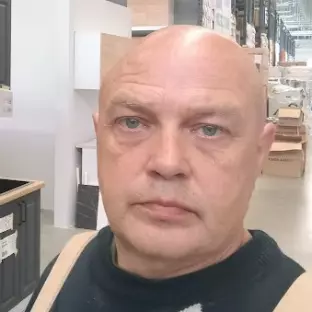 Андрій   Нежевенко