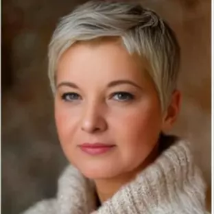 Олена    Олійник 