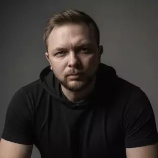 Олександр   Червоний