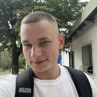 Александр    Ярославович 
