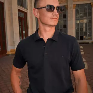 Володимир    Бакай