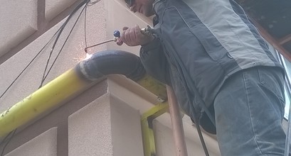 Газозварювальні роботи любоі складності в недоступних місцях, газ, вода, опалення, монтаж газового обладнання, перемонтаж, документи.
