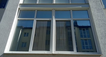 Тонування балкону сонцезахисною плівкою LLumar Silver 20
