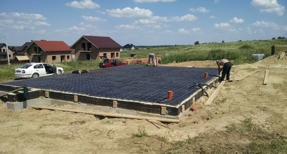Будівництво фундаменту Ременів (підошва+стрічка+утеплення+каналізація+плита)