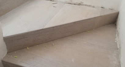 Укладка плитки сходової