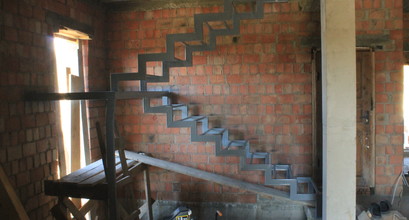 Виготовлення металокаркасу сходів