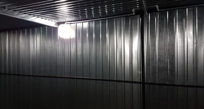 Монтаж освещения в отдельно-стоящем помещении