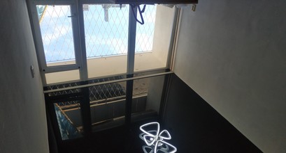 Потолок 11 м2, потолочный карниц