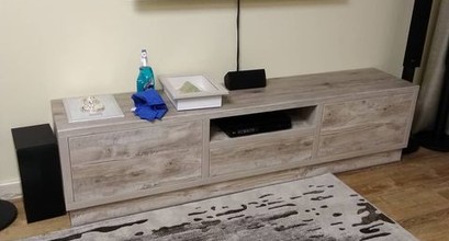 шафка под телевізор