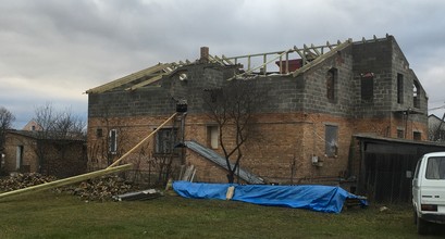 покрівельні роботи.   