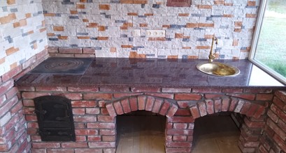 Пічний комплекс на 4 кухні з готовою бісєдкою під зруб
