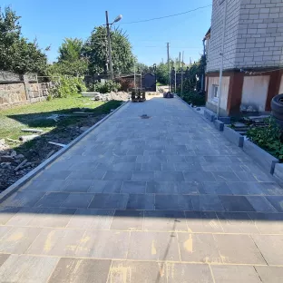 Укладка тротуарной плитки