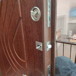 Установка/вырезка замка RED LOCK