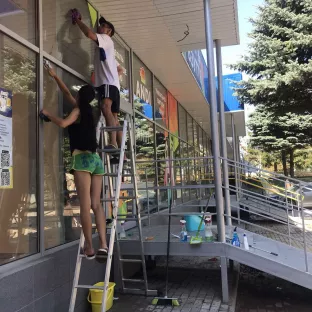 Миття вітражів магазину! Суми