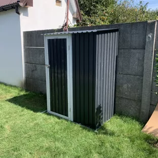 Збір садового сараю