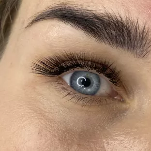 Виконую всі види нарощення