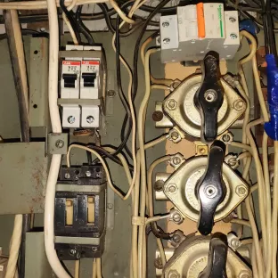 Авірійно-відновальні роботи 