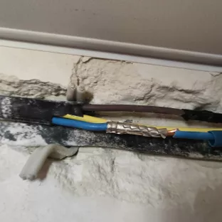 Пошук пошкодженої лінії 