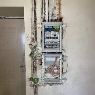 Виконую електромонтажні роботи в квартирах, будинках, закладах харчування, офісах і т д