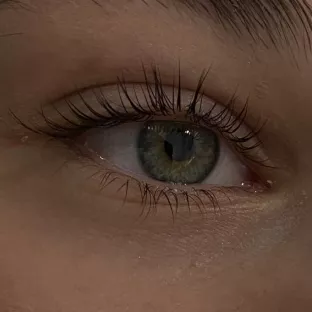 Корекція брів | Фарбування брів | Ламінування брів та вій