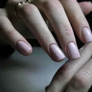 Манікюр з укріпленням 