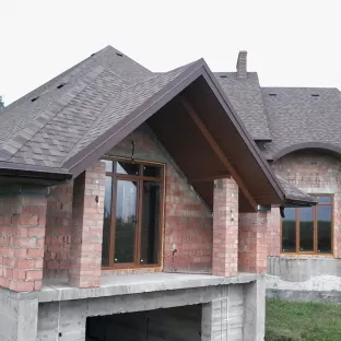 Нестандартная крыша в Дымке